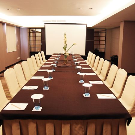 Java Paragon Hotel & Residences Surabaja Zewnętrze zdjęcie