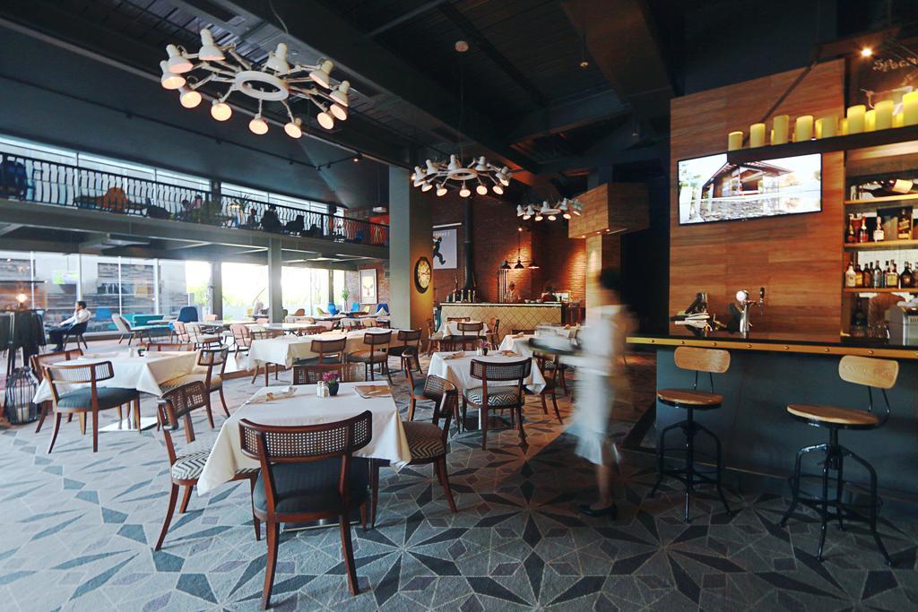 Java Paragon Hotel & Residences Surabaja Zewnętrze zdjęcie
